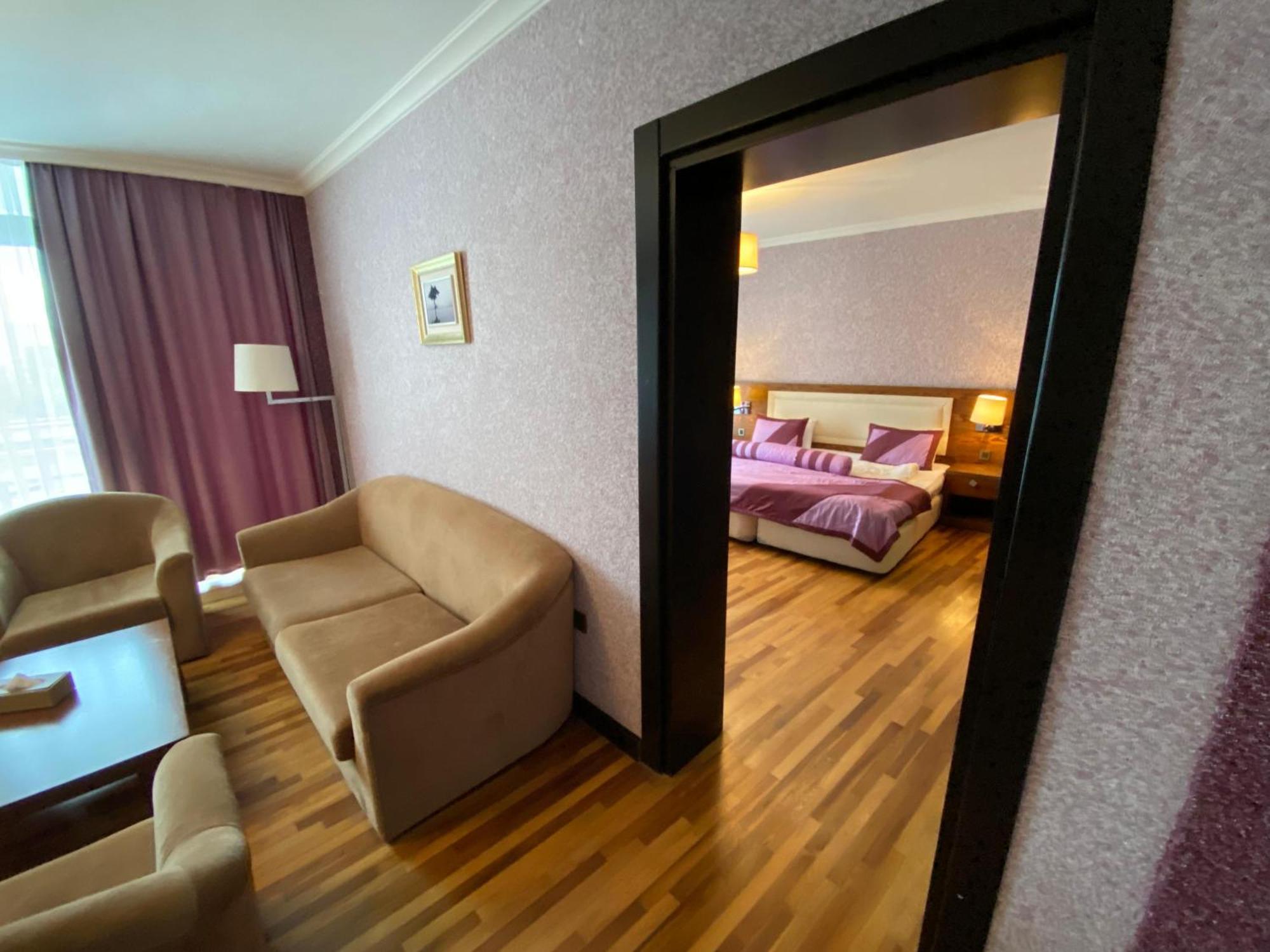 Agsaray Deluxe Hotel & Spa Mingachevir Exterior photo
