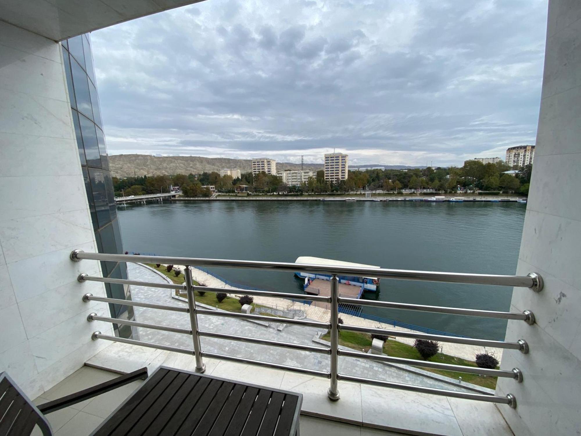 Agsaray Deluxe Hotel & Spa Mingachevir Exterior photo