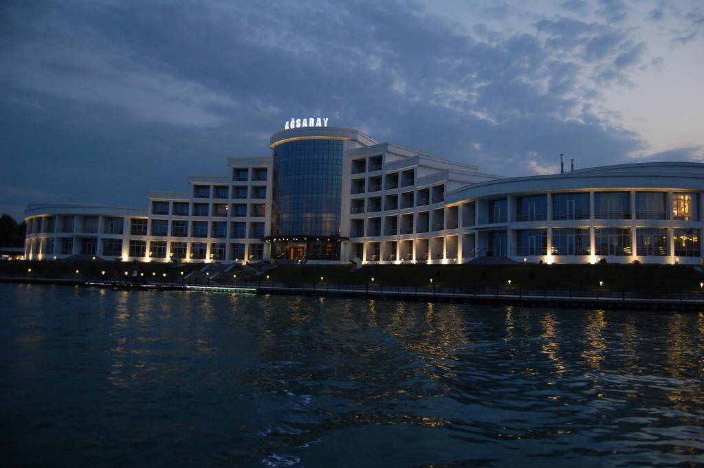 Agsaray Deluxe Hotel & Spa Mingachevir Exterior photo