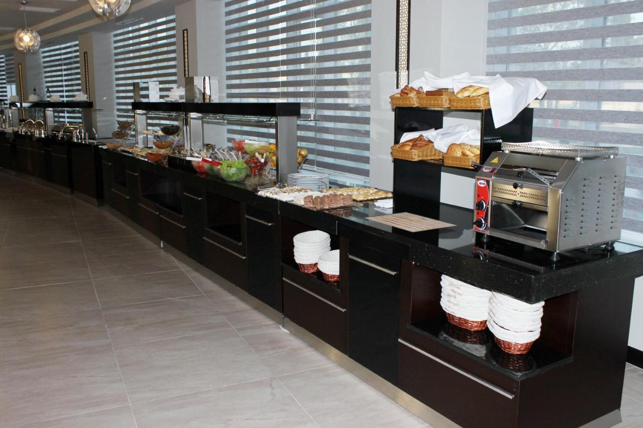 Agsaray Deluxe Hotel & Spa Mingachevir Exterior photo
