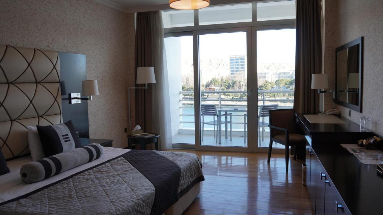 Agsaray Deluxe Hotel & Spa Mingachevir Exterior photo